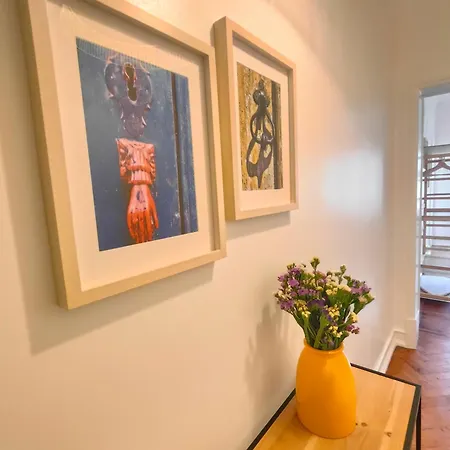 Bright, Spacious And Well-located, By Timecooler Апартаменты