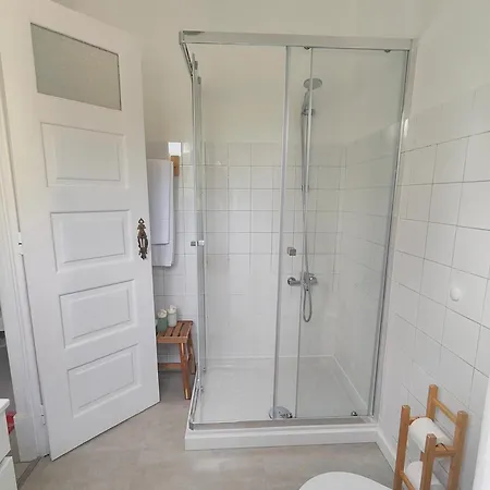 Bright, Spacious And Well-located, By Timecooler Лиссабон